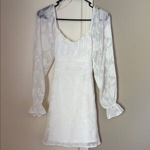 Versona White Sheer Long Sleeve Dress